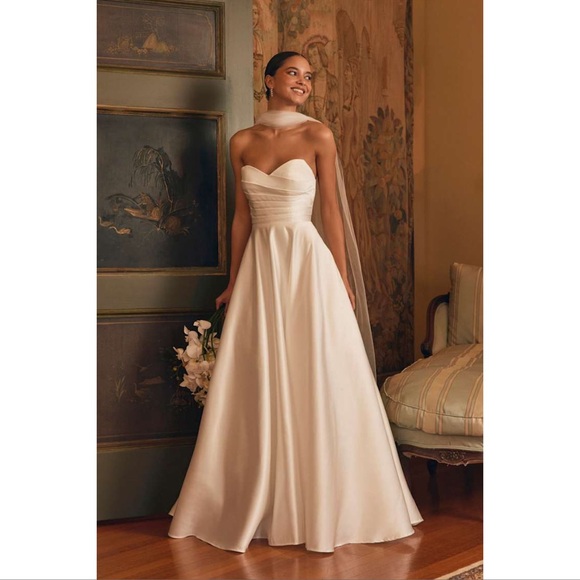 LULU'S Khalida White Satin PleatedStrapless Gown